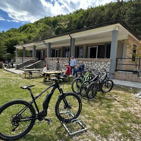Orsa Maggiore Rifugio Campoli Appennino ภายนอก รูปภาพ