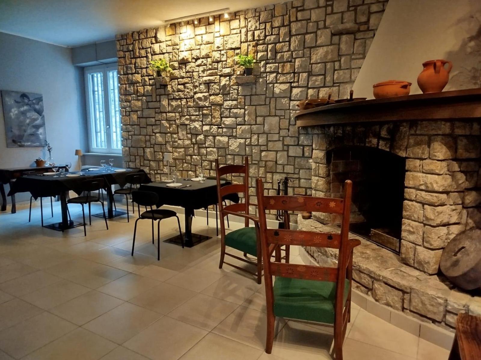Orsa Maggiore Rifugio Campoli Appennino ภายนอก รูปภาพ